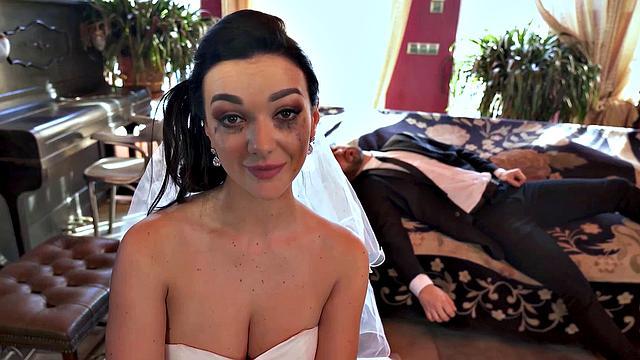 VIP4K. Dangerously hot brunette wife decided to cheat on her husband with a random man