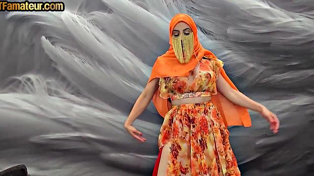 Arab amateur babe riding POV after teasing