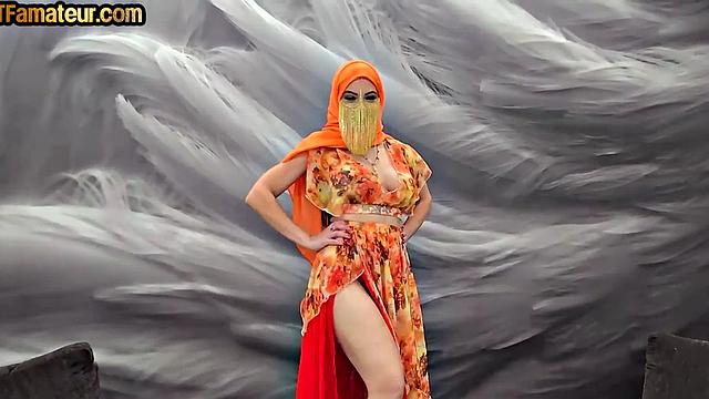 Arab amateur babe riding POV after teasing