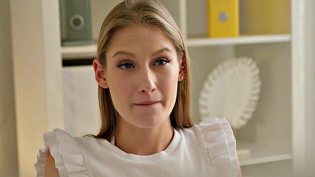 21 SEXTURY - Hot Ladies Sata Jones and Tiffany Tatum Need Ass Love At The Office