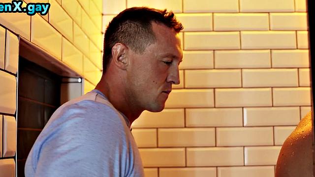 Manly stud barebacks DILF in shower after cocksucking