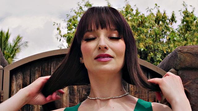 MODERN-DAY SINS - PAWG Anna Claire Clouds Convinces Husband For 3-WAY With Neighbor Lexi Luna