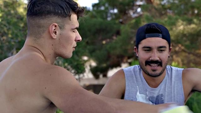 Gay dirty dude loves fucking wildly in anal hole