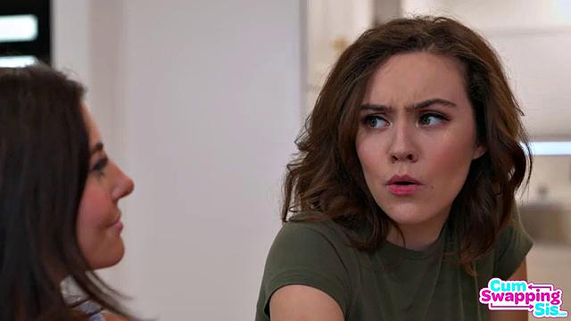 Stepsis And Her Friend Need My Secret - S2:E10