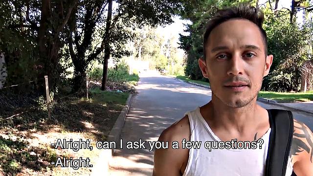 Кендро достал бревно, а латинос сразу захотел молочка