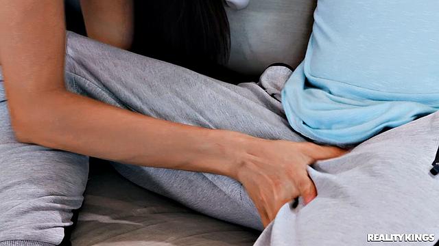 Fucking Gamer's Roomie's BF