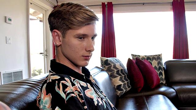 Skinny Stepbrother Reverse Rides Taboo iDck In Pov