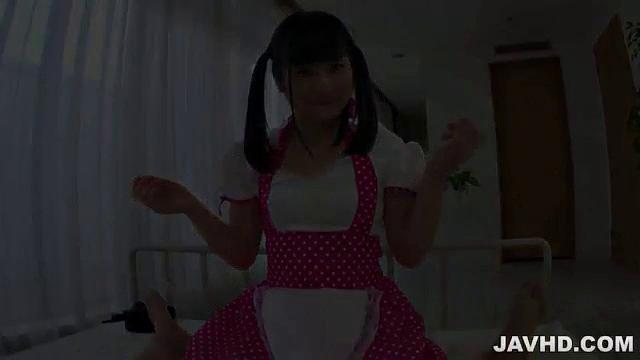 ツインテールのロリメイド～モーニングフェラ