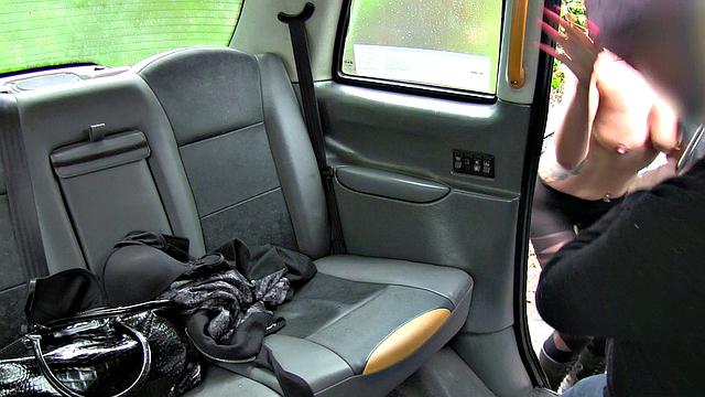 Local escort fucks taxi man on her way to a client