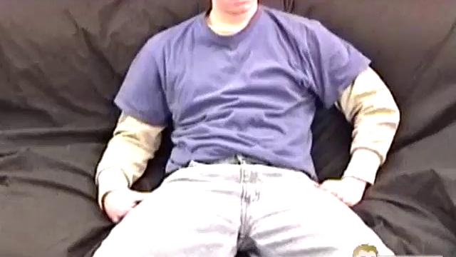 Think of this one as a bonus cum shot. It's a quickie of 18 year old straight boy Jason getting a hand job from Auntie Bob. Without noticing, he hit the exposure setting on the camera, so the video quality is quite poor in some areas.