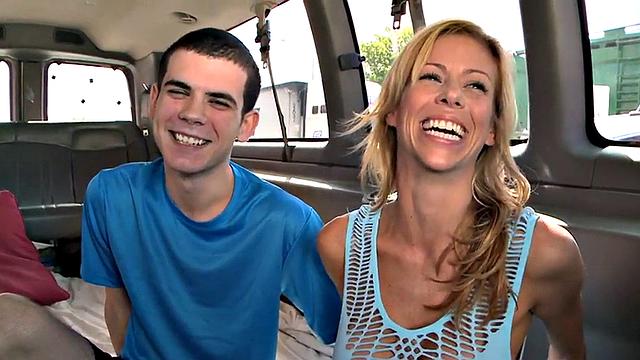 Blindfolded skinny guy gets gay BJ in public van outdoor