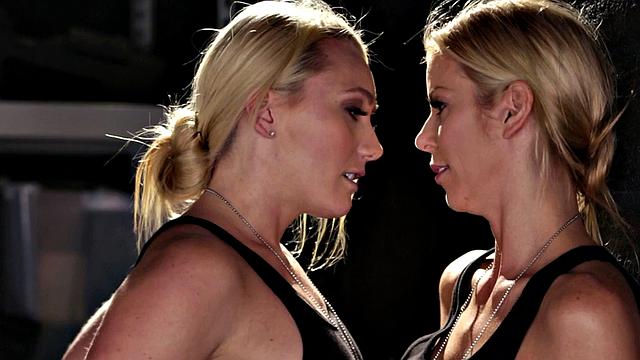 Squirting MILF seducing her GF with fingering and lick