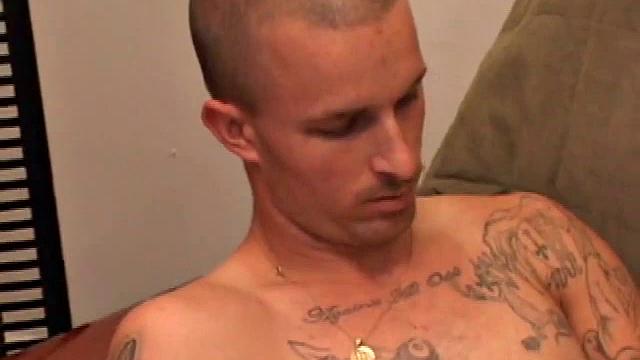 This East Bay thug goes for the money shot