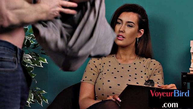 CFNM babe teases wanking dude during casting