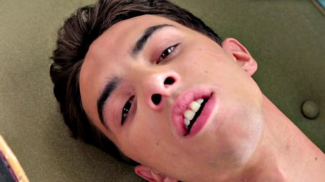 Sixpack twink jerks off and toys asshole in solo