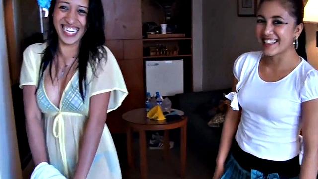 Jill & Ashley - 6min Clip