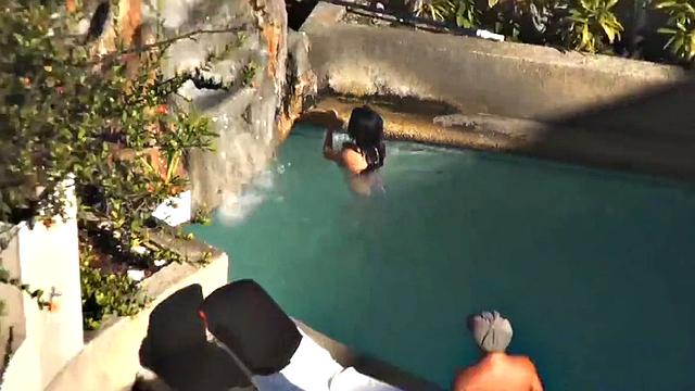 Jill & Ashley - 6min Clip