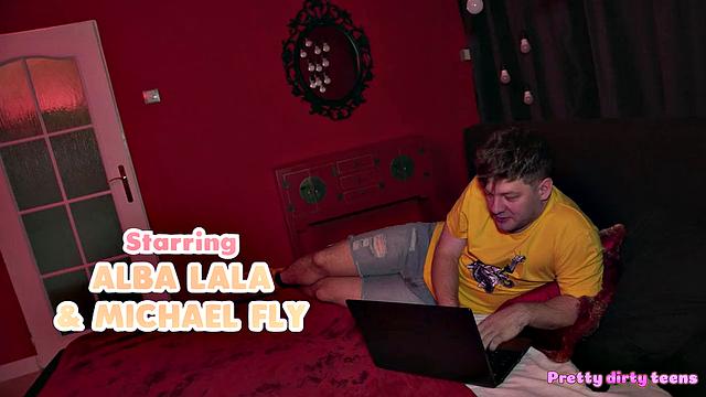 Squirting French Babe Wants Laptop