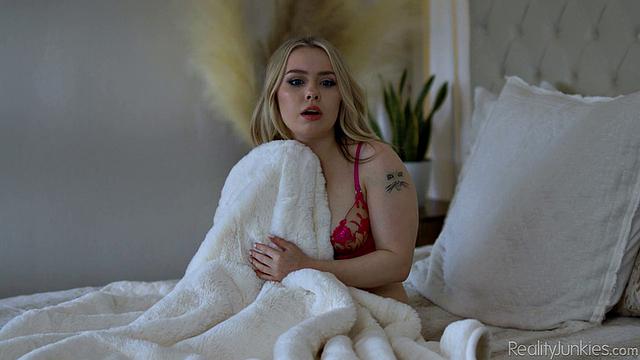 Cream Pie Virgins 8: Scene 1 - Fill Her