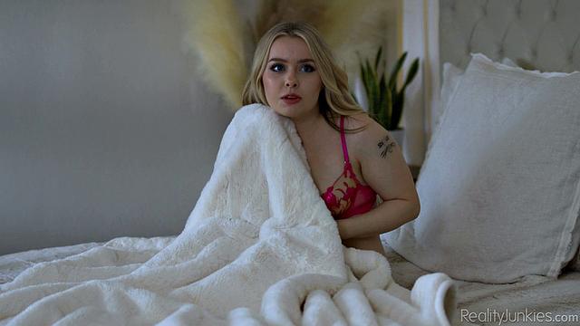 Cream Pie Virgins 8: Scene 1 - Fill Her