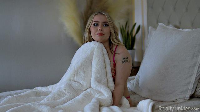 Cream Pie Virgins 8: Scene 1 - Fill Her