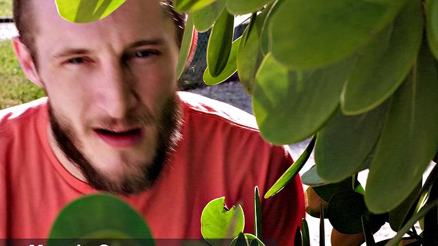 Maggie Green: Bikini Babe Takes Dick