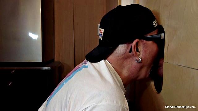 Gloryhole 22 Year Old Sucks Off