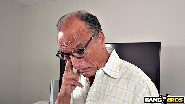 Sexorcism with Camila Cortrz