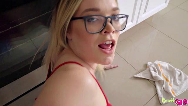 My Step Sister's Sexy Ass - S13:E10