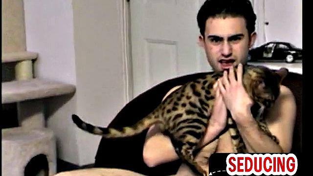 Busty hot jock cocksucked by gay