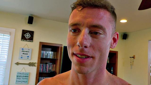 Maybe I Can Handle Your Package, Delivery Twink Flip Fuck By Hunk Client - NextDoorStudios