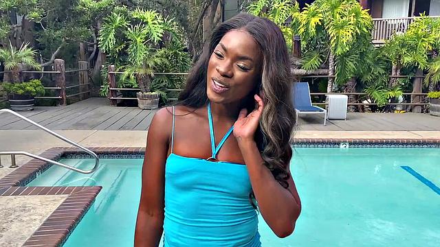 Ana Has a Party In Her Panties