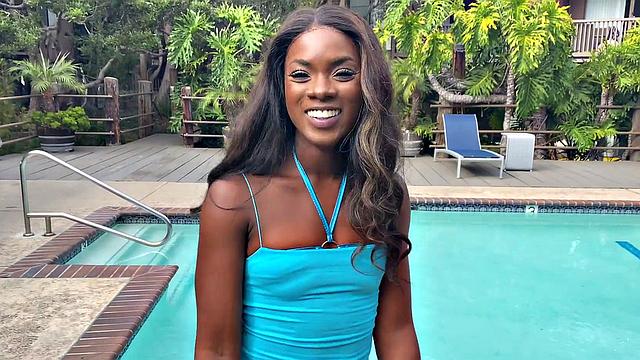 Ana Has a Party In Her Panties