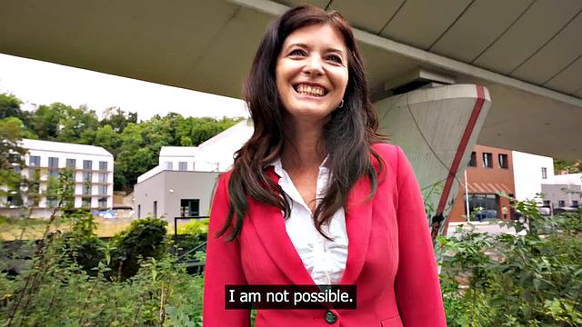 Public MILF pussysmashed outdoor after picking up