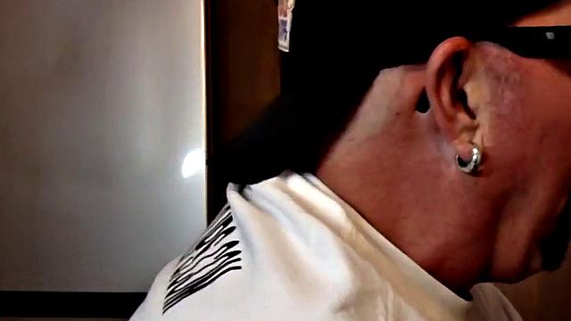 Gloryhole dude sucks hard cock while stroking it