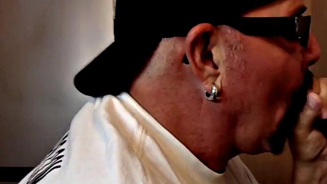 Gloryhole dude sucks hard cock while stroking it