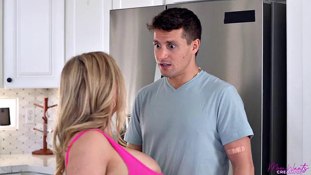 Good Deed For Stepmom - S5:E1