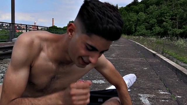 Straight gym jock outdoor bareback in hairy asshole