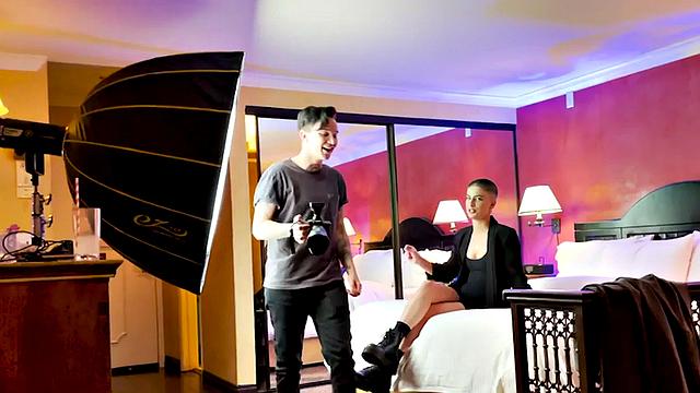 21yo TS amateur kisses babe in BTS softcore fun