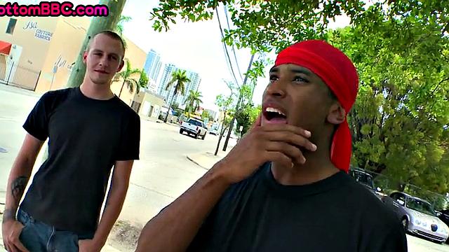 Public Nubian thug assfucked by white outdoor 4 money
