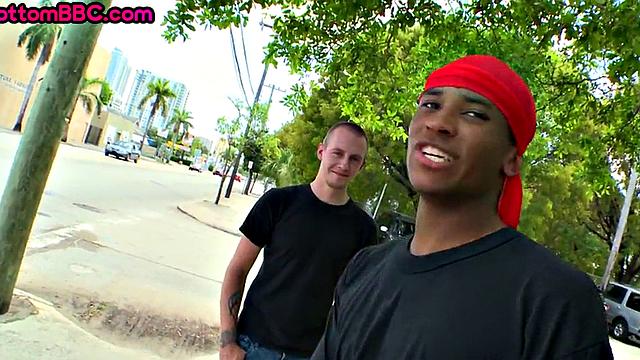 Public Nubian thug assfucked by white outdoor 4 money