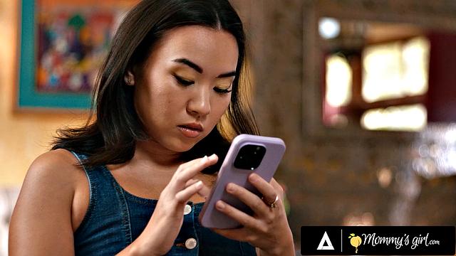 MOMMY'S GIRL - Mischievous Kimmy Kimm Learns Tennis To Spend Time With Romi Rain