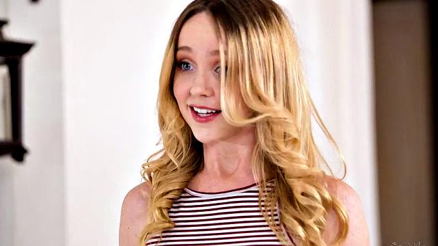 Dyke bae seduces nasty lez beauty b4 eating her out