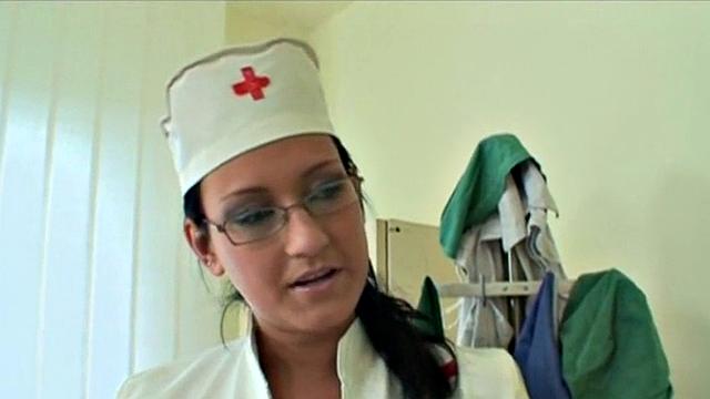 Teen nurse goes down on grandpa