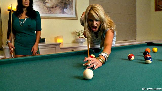 Billiard Babes