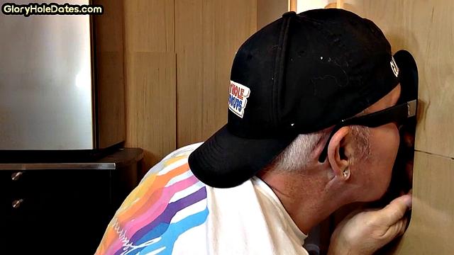 Gloryhole DILF sucks rod in homemade BJ adventure