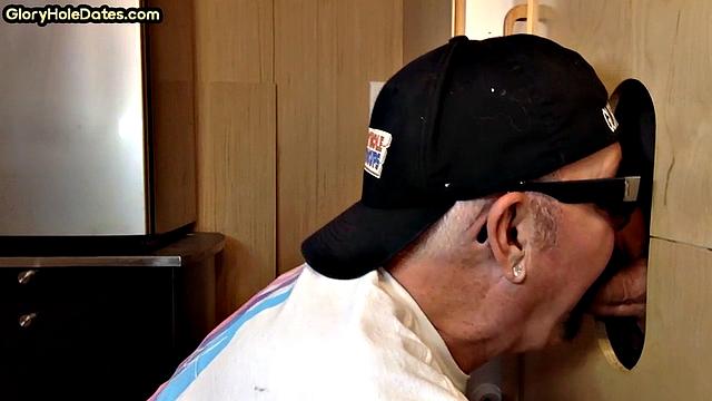 Gloryhole DILF sucks rod in homemade BJ adventure