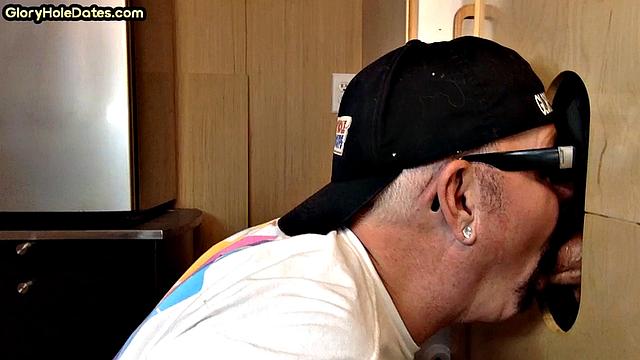 Gloryhole DILF sucks rod in homemade BJ adventure