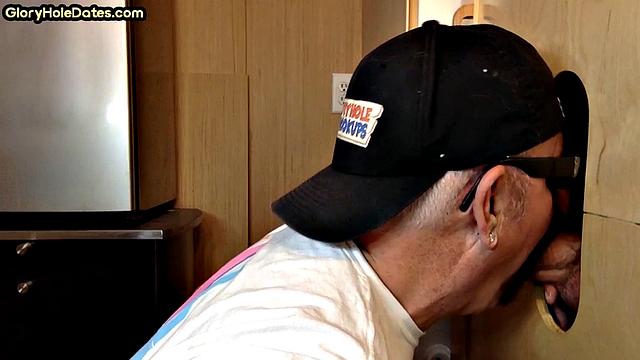 Gloryhole DILF sucks rod in homemade BJ adventure