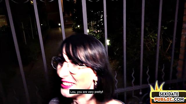 Real tattooed amateur babe fucked in hotel on date